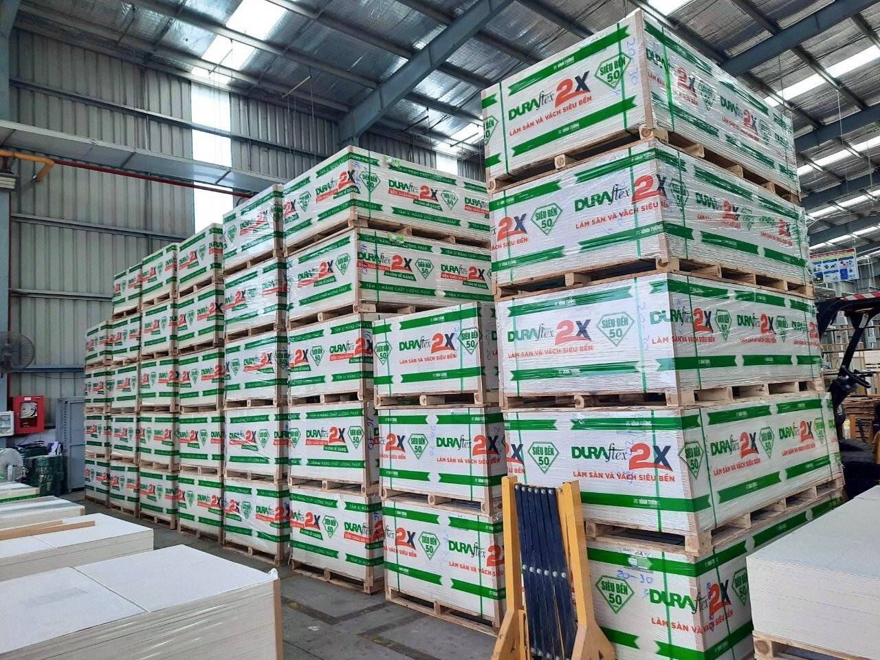 z3408751961155_5375d478478da930a7deb53187888f6f Tấm xi măng lót gác, tấm xi măng lót sàn gác lửng, Tấm xi măng làm tường , Giá tấm lót sàn gác lửng, Báo giá thi công tấm Cemboard TPHCM, Thi công tấm sàn Duraflex, Thi công tấm sàn Duraflex, tấm xi măng lót sàn ngoài trời, Sàn bê tông nhẹ ngoài trời, Giá tấm Cemboard ngoài trời, Tấm Duraflex ngoài trời, Tấm Duraflex, Tấm Duraflex 16mm, Tấm 3d duraflex, Tấm xi măng Duraflex 16mm tại Bình Dương