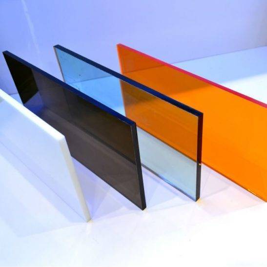 GIÁ TẤM LỢP POLYCARBONATE ĐẶC RUỘT 8MM LẤY SÁNG , GIÁ TẤM POLY ĐẶC RUỘT 8LY ( MM) MỚI NHẤT 2022 2 poly đặc 8mm
